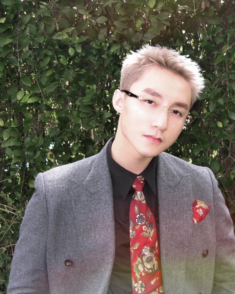 Gương mặt cá tính Sơn Tùng MTP hình nền đẹp