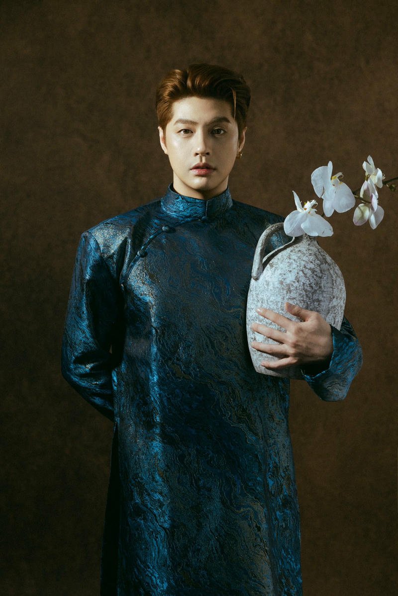 Hình ảnh Noo Phước Thịnh với thần thái hút hồn