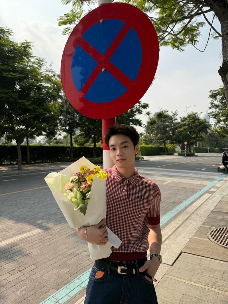 Hình ảnh đời thường giản dị hợp làm nền Negav