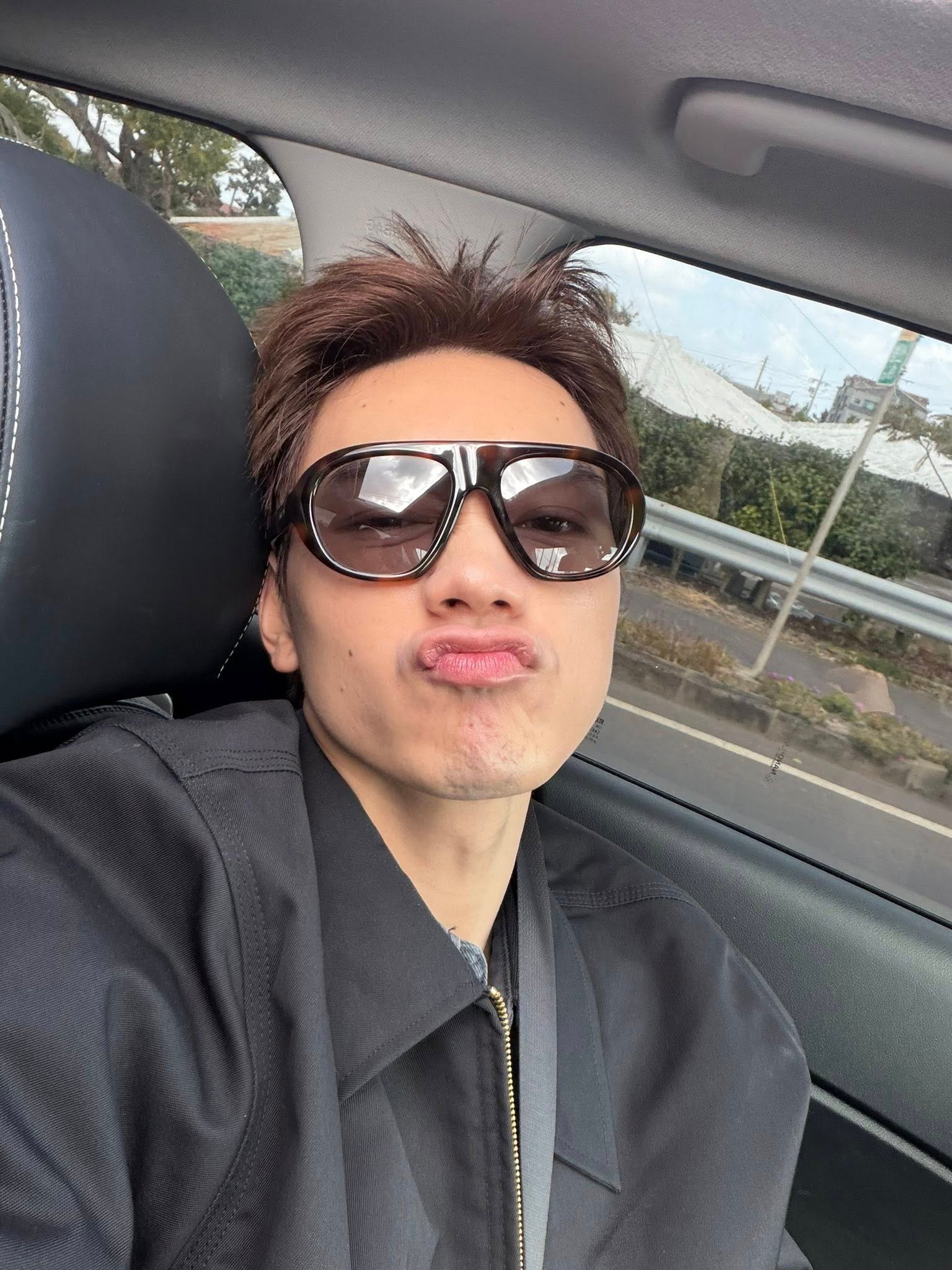 Hình nền JSOL mang phong cách nhẹ nhàng hiện đại(1)