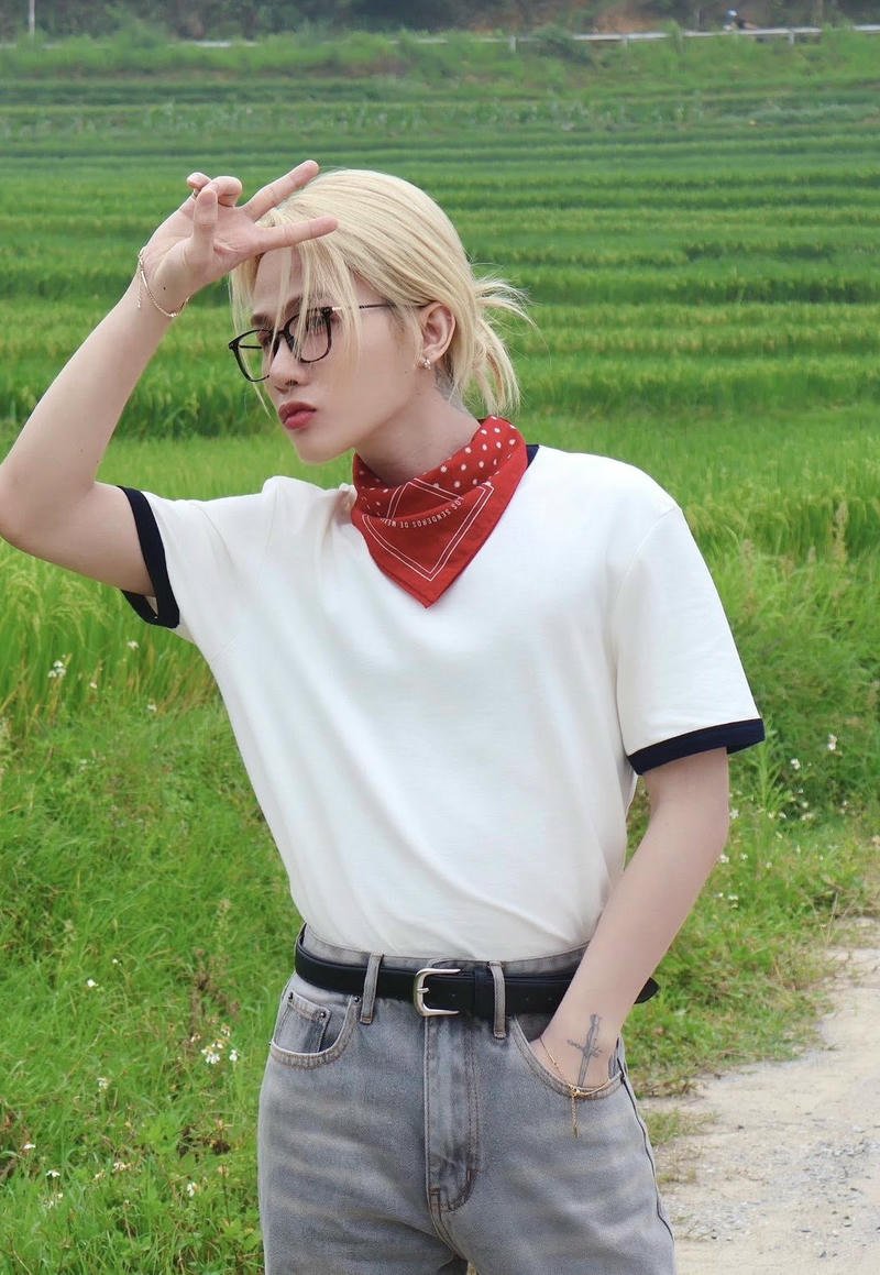 Hình nền Jack J97 với ánh mắt buồn đầy cảm xúc