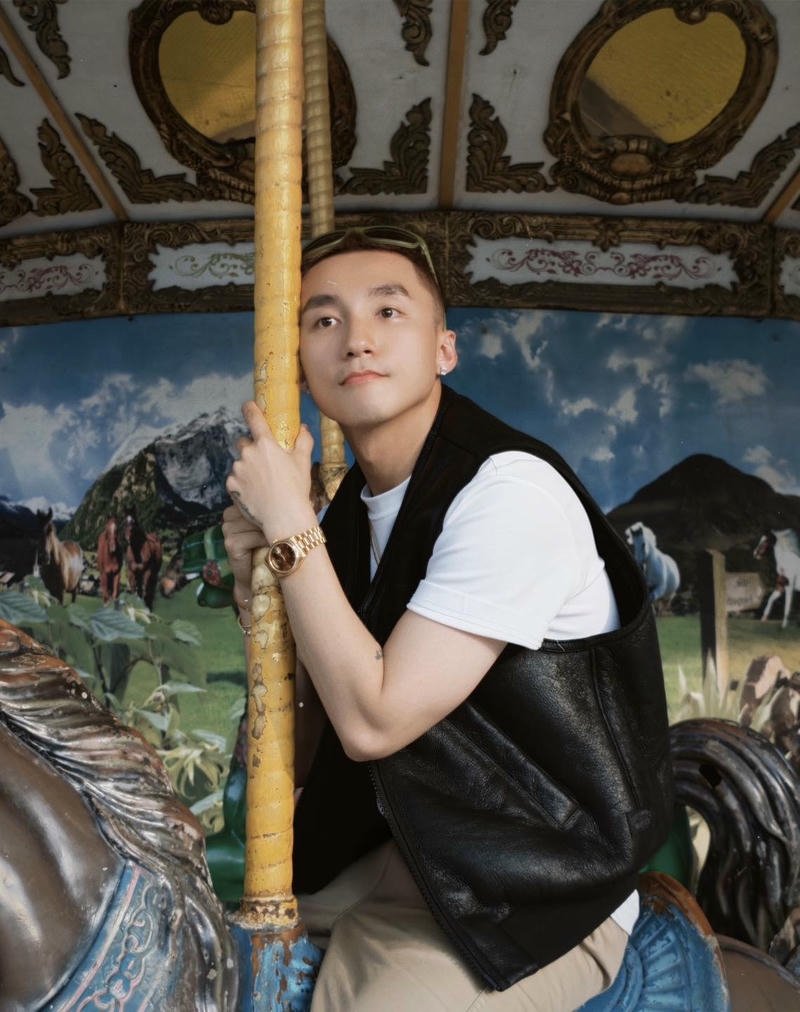 Khoảnh khắc giản dị Sơn Tùng MTP nền điện thoại