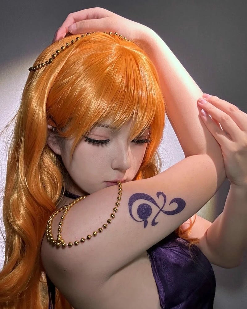 Mỹ nữ tái hiện Nami thần thái nổi bật cuốn hút