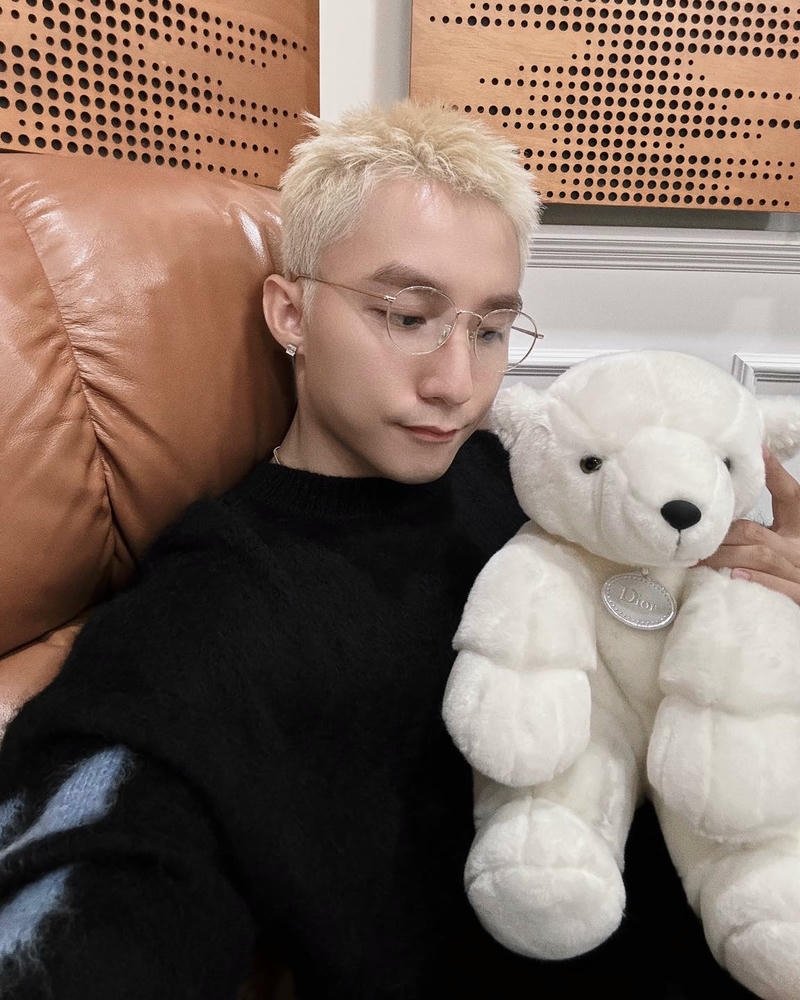 Nét cá tính Sơn Tùng MTP trong hình nền