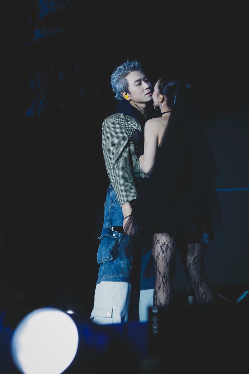 Phong cách cool ngầu của Karik trong hình nền Karik