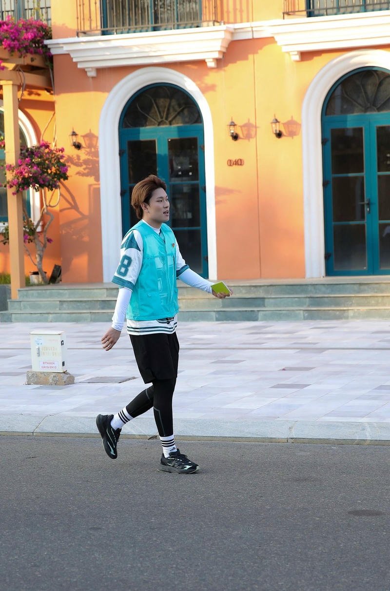 Phong cách trẻ trung xuất hiện trong hình nền Dương Domic đẹp