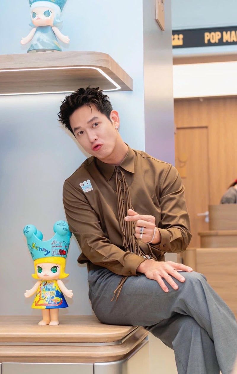 Vẻ ngoài lịch lãm trong khung hình Song Luân cuốn hút