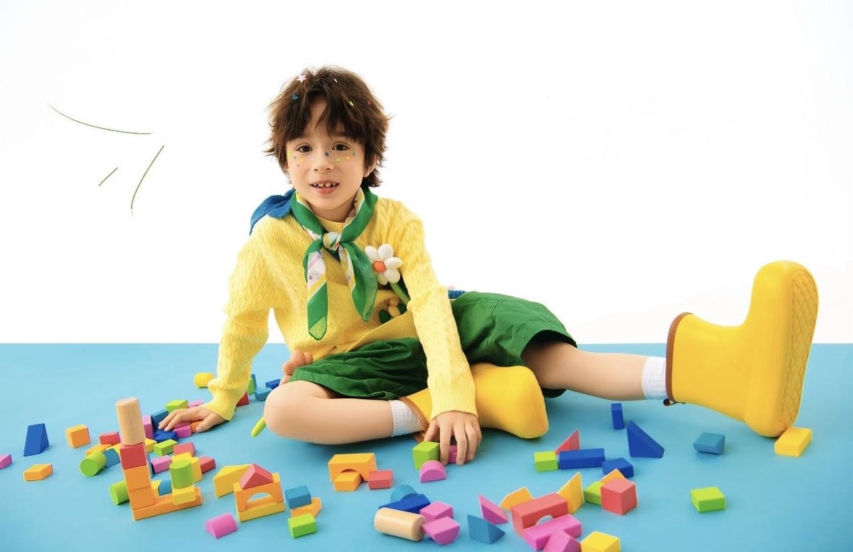 ảnh bé trai đáng yêu thumbnail